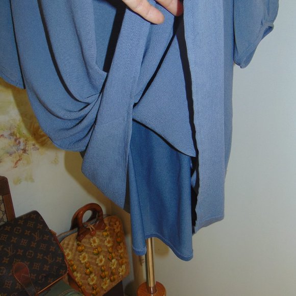 H & M Womens Dress Sz 10 Gray Blue Shift Knee Length Inverted Pleat Lightweight - Picture 5 of 8